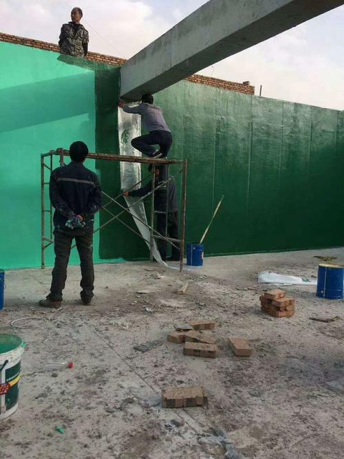 潜江针对老旧车间地面普遍存在的起砂、裂缝问题