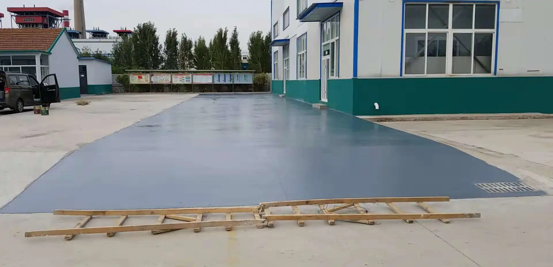 潜江车间厂房地坪漆修补翻新